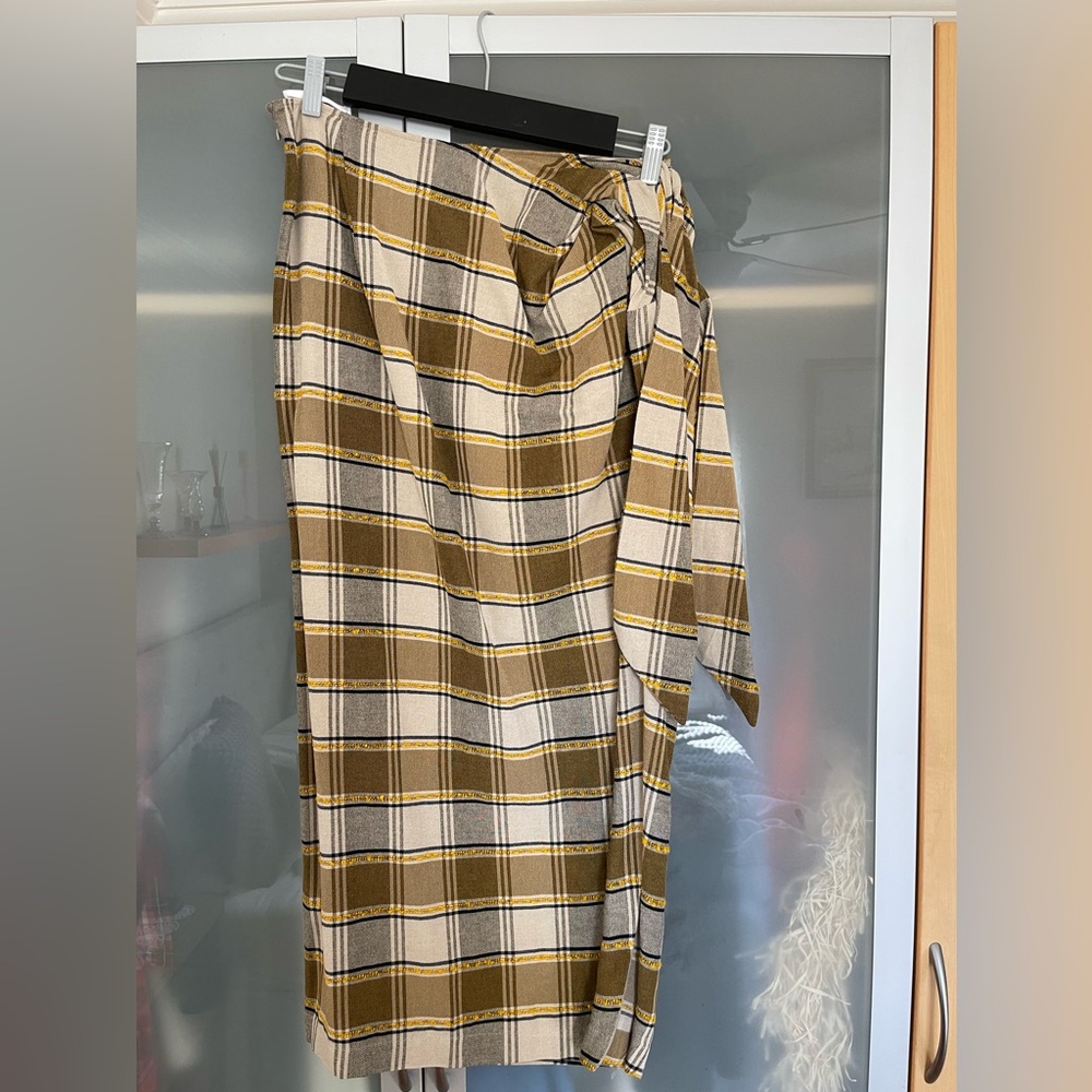 Mango pencil skirt with side tie detail. Size M